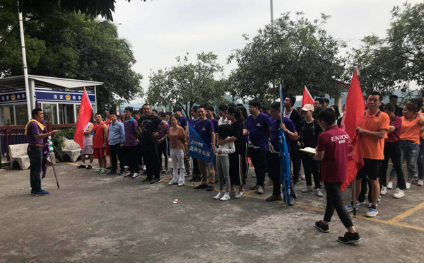 金馬爭霸賽火箭隊8公里徒步拉練，振奮人心！